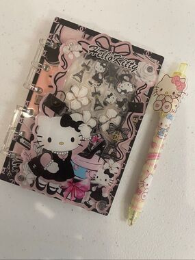 Hello Kitty Acrylic Shaker Chanel and pen